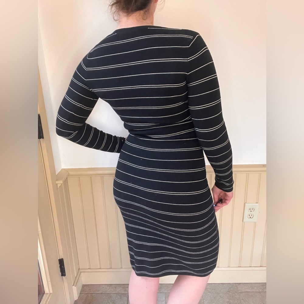 ATHLETA Weather Wool Knit Striped Black White Midi Sweater Dress Womens Small - Picture 5 of 9